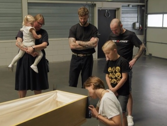 Kist Jeffrey Over Mijn Lijk